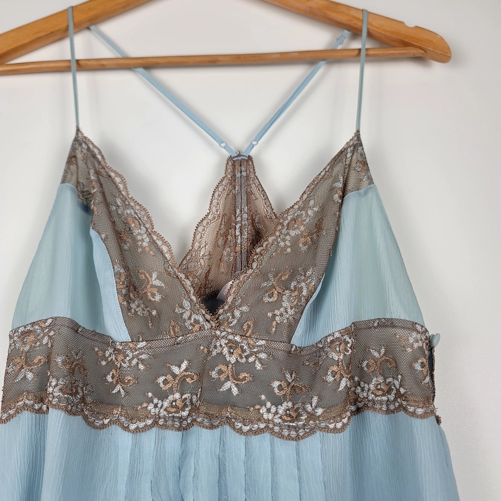 Victoria Secret Baby Blue Lace Babydoll Teddy size Large - Picture 2 of 9